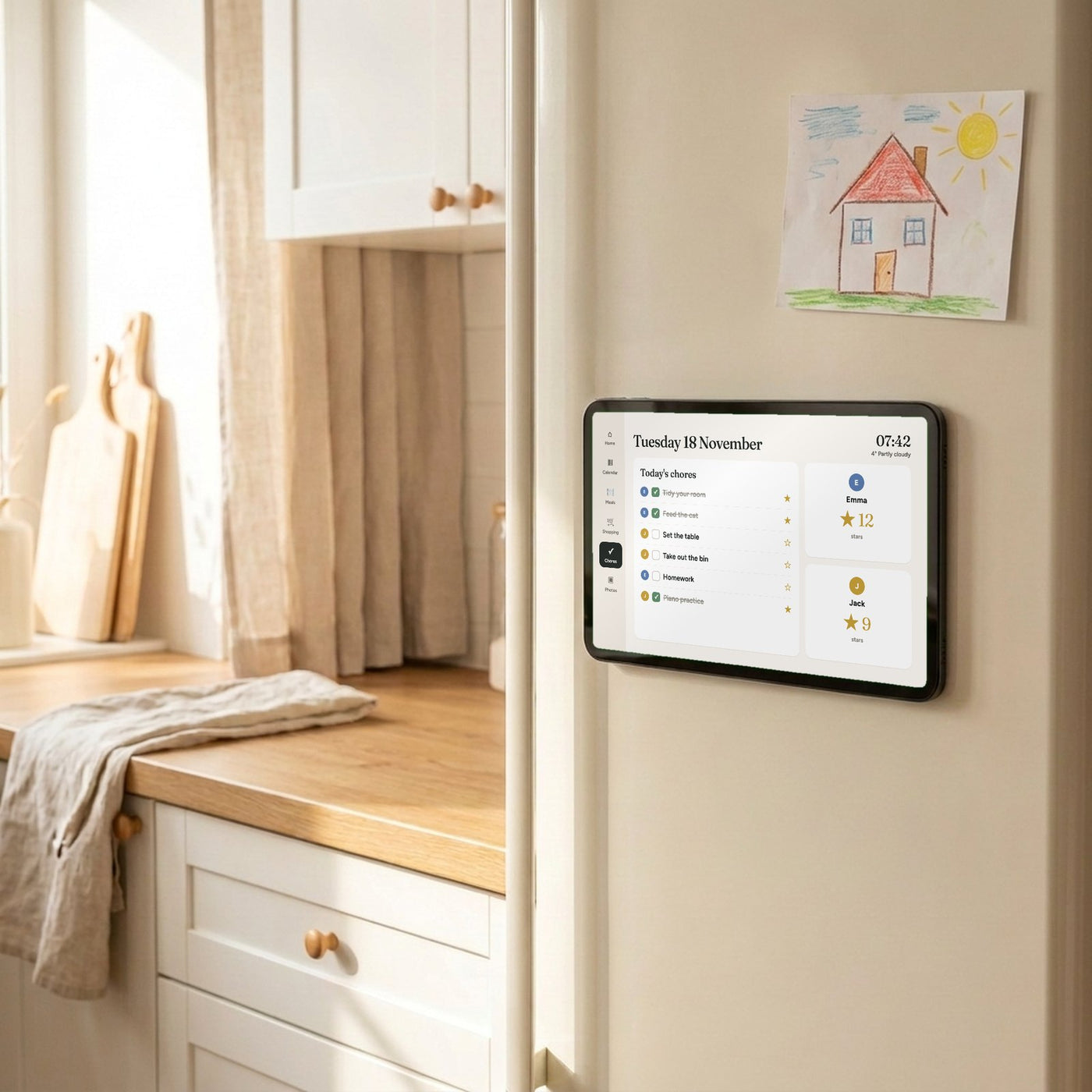 Famiora™ Smart Fridge Calendar